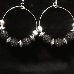 Paparazzi Black & Silver Beads Earrings.